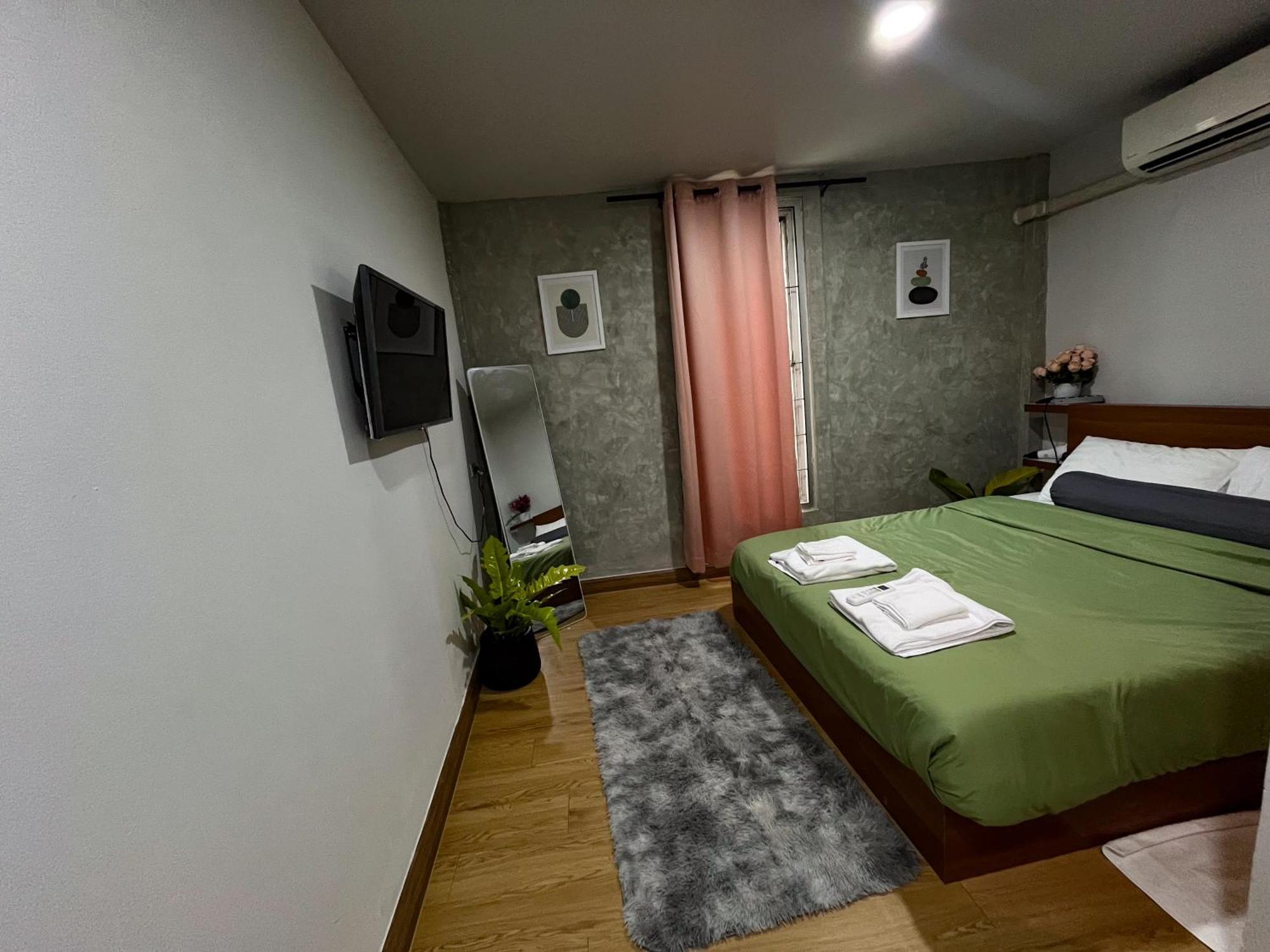 Bud Brew Beyond Dispensary And Hotel Bangkok Zewnętrze zdjęcie